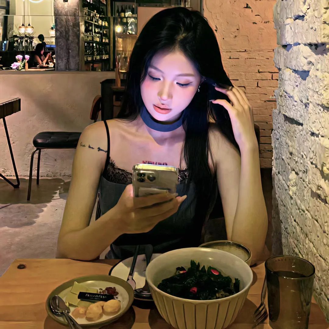 脱口秀演员后台发生口角，节目组火速否认，深夜引热议